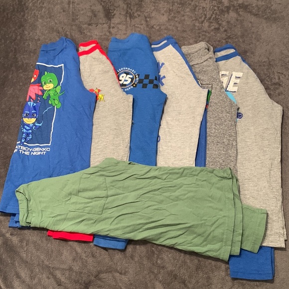 Boys Long-Sleeved Character Tee Bundle - Picture 1 of 7